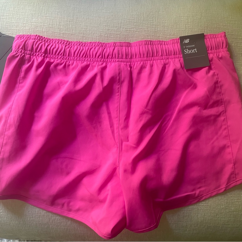 NWT New Balance Women’s Hot Pink Athletic Shorts - Picture 2 of 4
